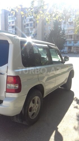 Mitsubishi Pajero io 2000, 248,000 km - 2.0 l - Xaçmaz