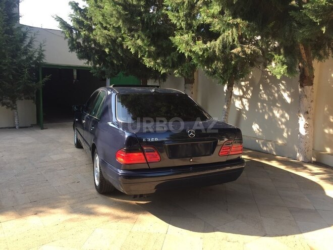 Mercedes E 320 1996, 296,000 km - 3.2 л - Bakı