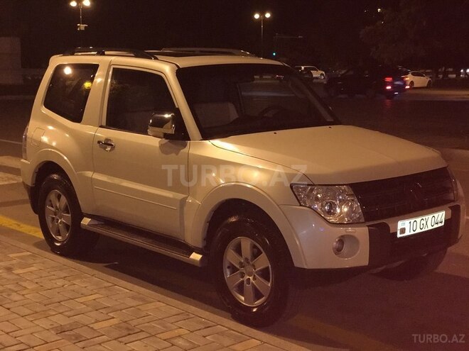 Mitsubishi Pajero 2007, 135,000 km - 3.0 l - Bakı