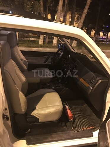 Mitsubishi Pajero 2007, 135,000 km - 3.0 l - Bakı
