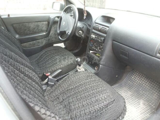 Opel Astra 1998, 280,000 km - 1.6 l - Bakı