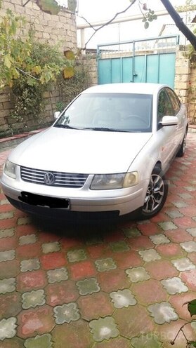 Volkswagen Passat 1998, 222,621 km - 2.8 л - Bakı
