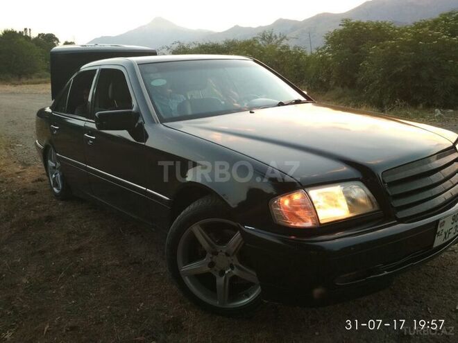 Mercedes C 230 1998, 247,000 km - 2.3 l - Qusar