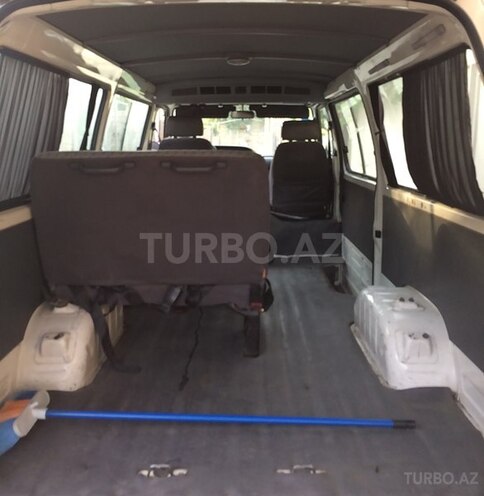 Toyota HiAce 2002, 311,258 km - 3.1 л - Bakı