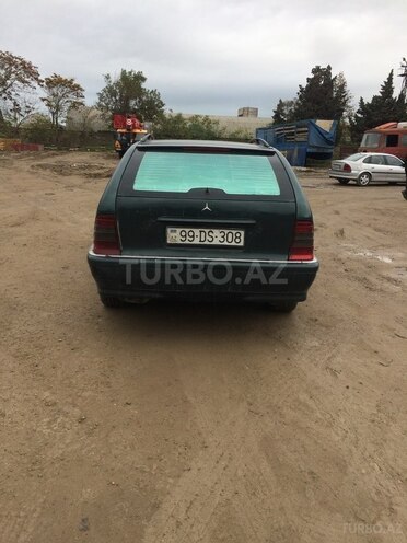 Mercedes C 220 1999, 330,000 km - 2.2 l - Bakı
