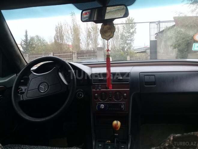 Mercedes C 180 1993, 359,298 km - 1.8 л - Bakı
