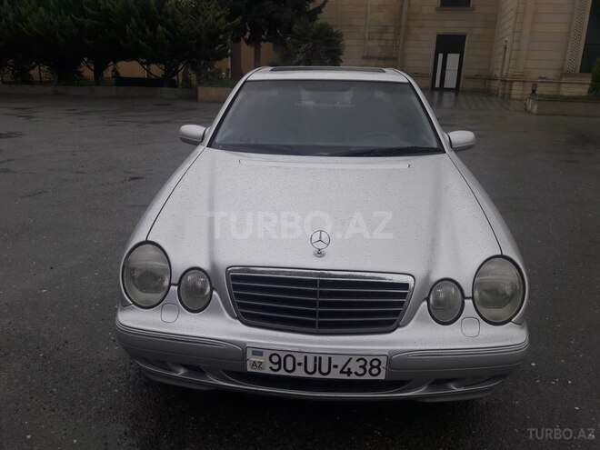 Mercedes E 240 2001, 220,000 km - 2.6 l - Bakı