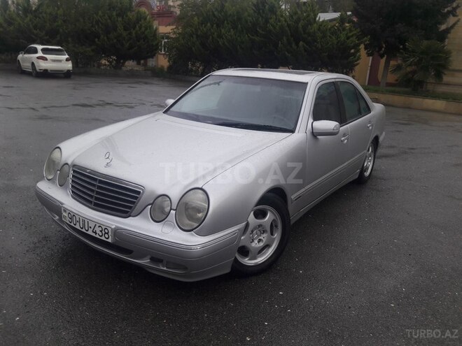 Mercedes E 240 2001, 220,000 km - 2.6 l - Bakı