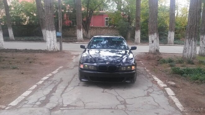BMW 523 2000, 250,000 km - 0.2 l - Sumqayıt