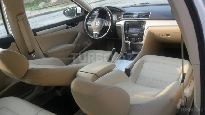Volkswagen Passat 2013, 92,000 km - 2.5 l - Bakı