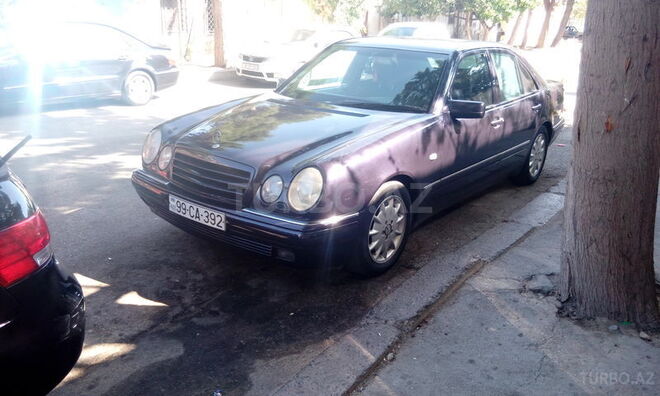 Mercedes E 240 1998, 2,538,558 km - 2.4 l - Bakı