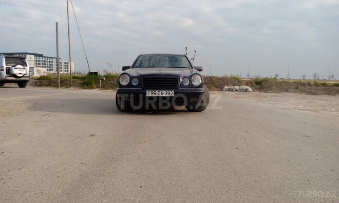 Mercedes E 240 1998, 2,538,558 km - 2.4 l - Bakı