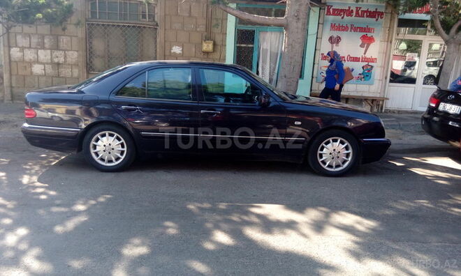 Mercedes E 240 1998, 2,538,558 km - 2.4 l - Bakı