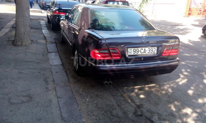 Mercedes E 240 1998, 2,538,558 km - 2.4 l - Bakı