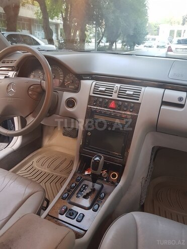 Mercedes E 240 2000, 270,000 km - 2.4 l - Mingəçevir