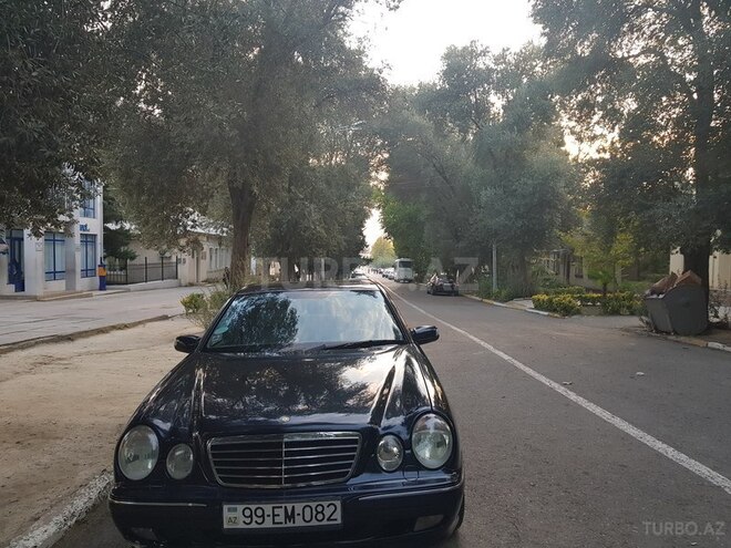 Mercedes E 240 2000, 270,000 km - 2.4 l - Mingəçevir