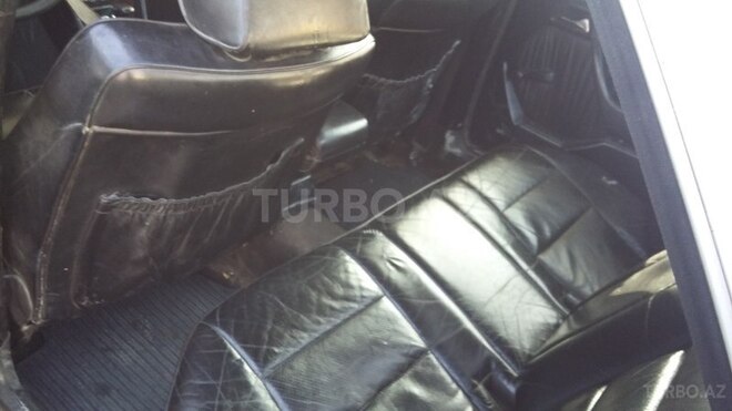 Mercedes E 300 1991, 380,000 km - 3.0 л - Bakı