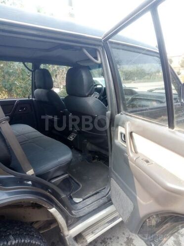 Mitsubishi Pajero 1991, 250,000 km - 2.5 l - Bakı