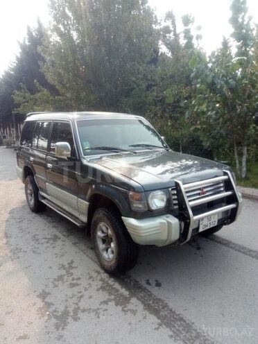Mitsubishi Pajero 1991, 250,000 km - 2.5 l - Bakı