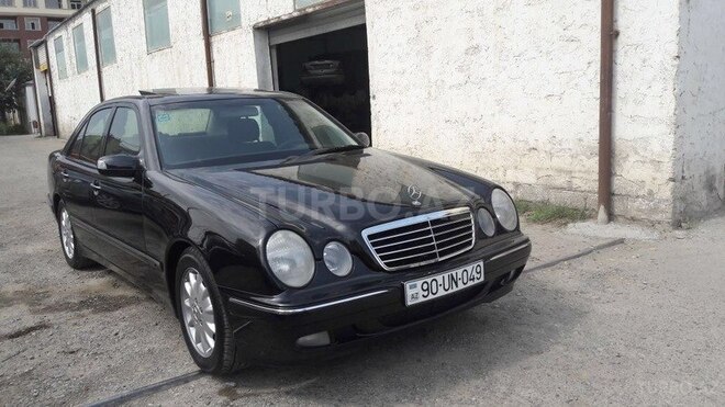 Mercedes E 270 2000, 278,000 km - 2.7 l - Bakı