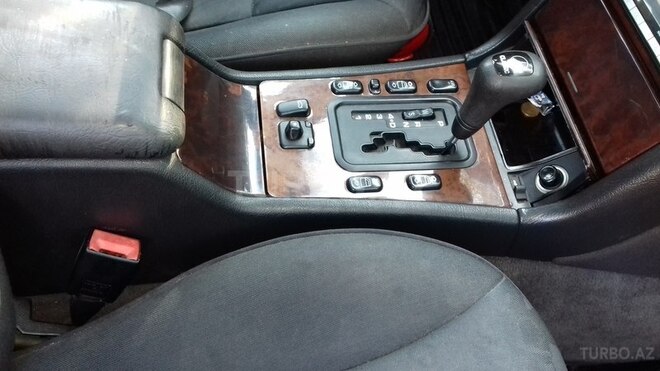 Mercedes E 230 1997, 282,000 km - 2.3 l - Bakı