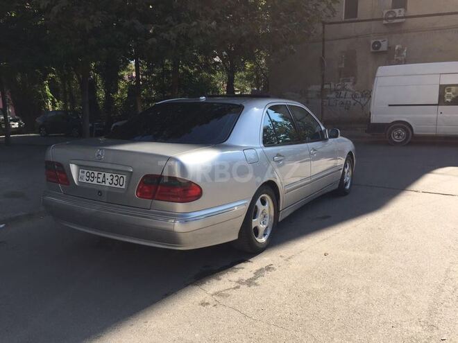 Mercedes E 240 2000, 286,125 km - 2.6 l - Bakı