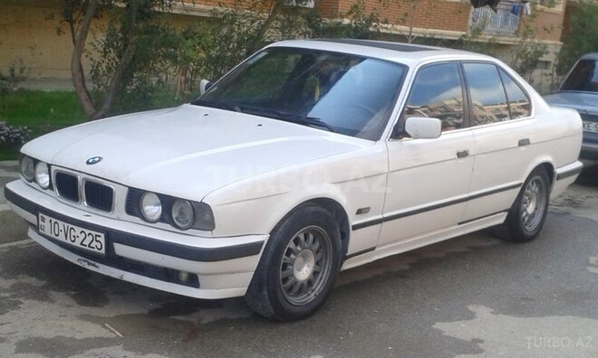 BMW 525 1995, 300,000 km - 2.5 l - Bakı