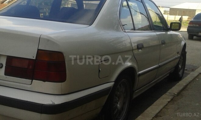 BMW 525 1995, 300,000 km - 2.5 l - Bakı