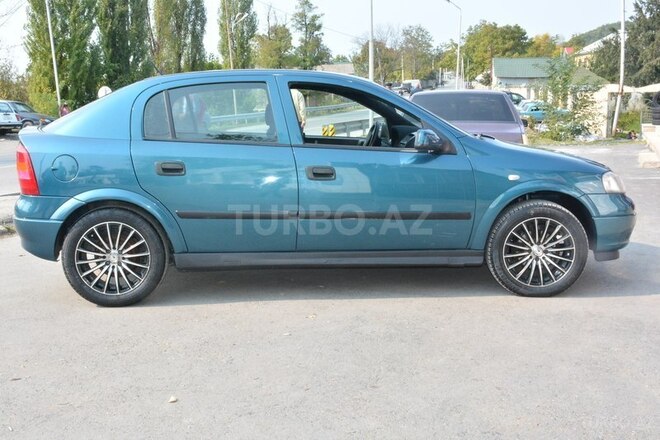 Opel Astra 2000, 220,000 km - 1.6 l - Qəbələ