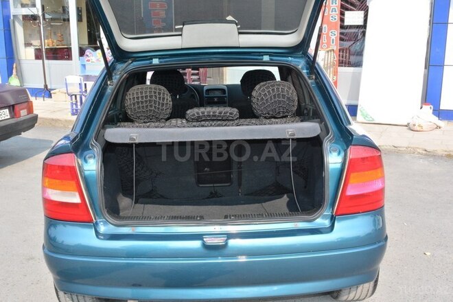 Opel Astra 2000, 220,000 km - 1.6 l - Qəbələ