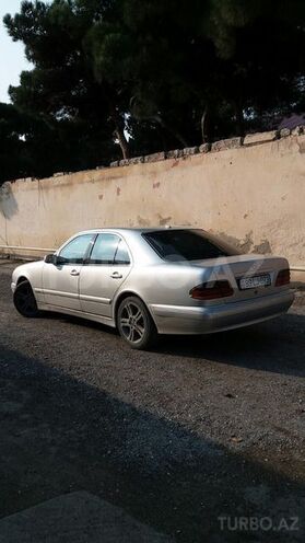 Mercedes E 320 2000, 480,100 km - 3.2 l - Bakı