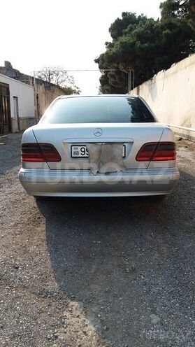Mercedes E 320 2000, 480,100 km - 3.2 l - Bakı