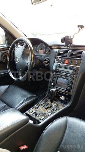 Mercedes E 320 2000, 480,100 km - 3.2 l - Bakı