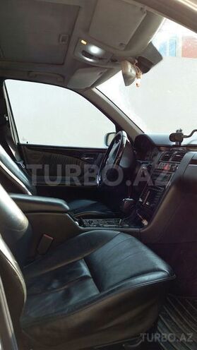Mercedes E 320 2000, 480,100 km - 3.2 l - Bakı