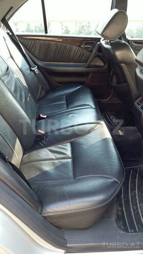 Mercedes E 320 2000, 480,100 km - 3.2 l - Bakı