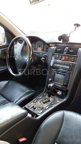 Mercedes E 320 2000, 480,000 km - 3.2 л - Bakı