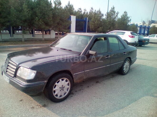 Mercedes E 220 1994, 289,635 km - 2.2 l - Sumqayıt