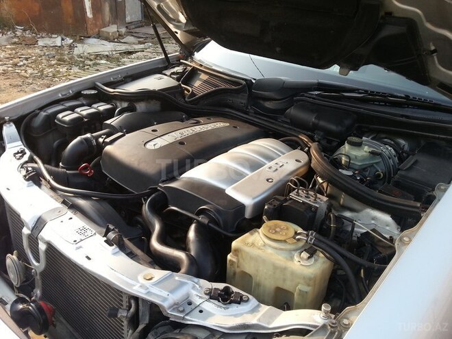 Mercedes E 220 2001, 320,000 km - 2.2 l - Sumqayıt