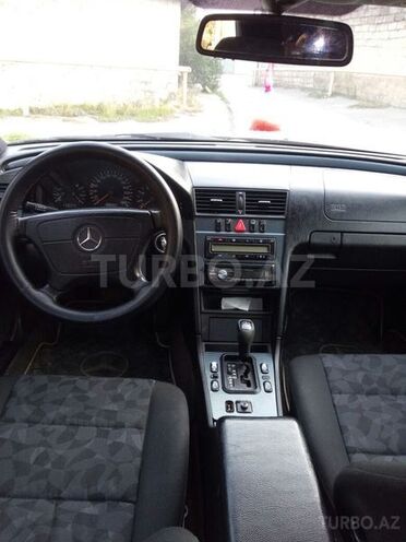 Mercedes C 280 1999, 265,000 km - 2.8 l - Bakı
