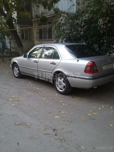Mercedes C 280 1995, 178,000 km - 2.8 l - Bakı
