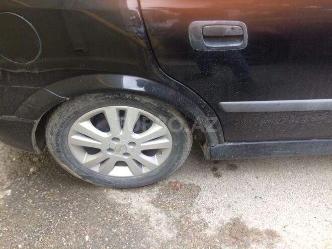 Opel Astra 2003, 178,000 km - 1.6 l - Bakı