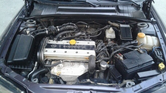 Opel Vectra 1997, 285,645 km - 1.8 l - Bakı