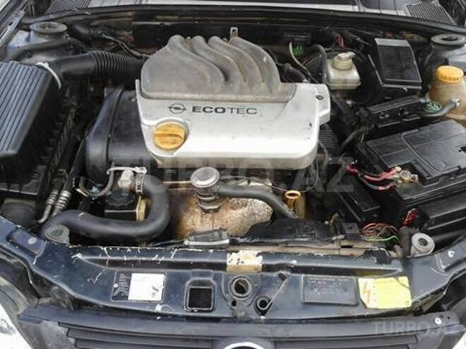Opel Vectra 1996, 290,000 km - 1.6 l - Sumqayıt