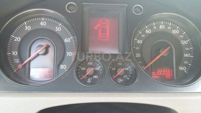 Volkswagen Passat 2005, 223,000 km - 2.0 л - Bakı