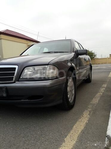 Mercedes C 240 1997, 311,533 km - 2.4 l - Şirvan