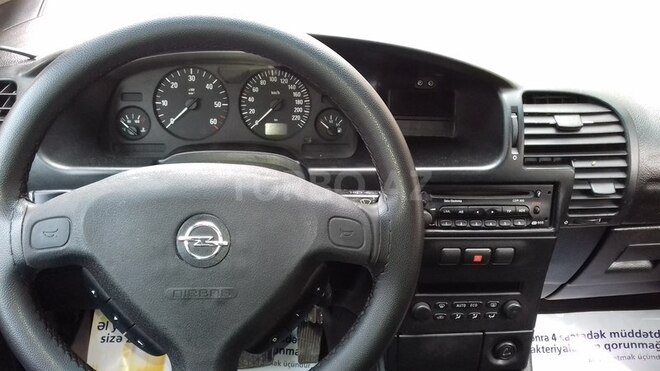 Opel Zafira 2004, 359,000 km - 2.0 л - Bakı