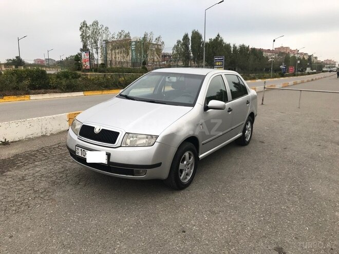 Skoda Fabia 2002, 215,000 km - 1.4 l - Bakı