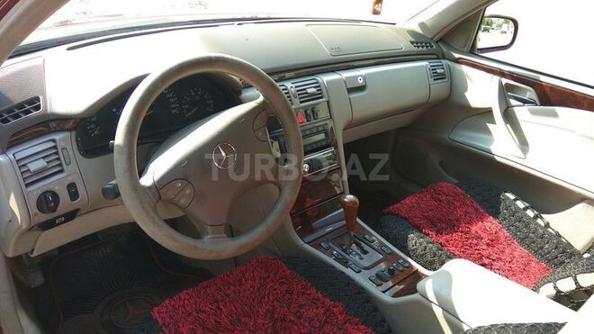 Mercedes E 320 2000, 280,000 km - 3.2 l - İmişli