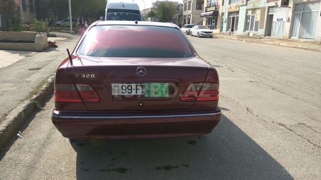 Mercedes E 320 2000, 280,000 km - 3.2 l - İmişli