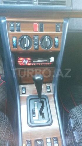 Mercedes E 220 1994, 236,000 km - 2.2 l - Bakı